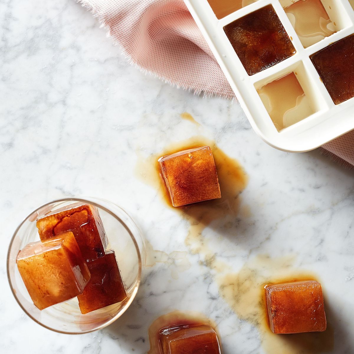 How Long Do Coffee Ice Cubes Last In Freezer (Taste Lifespan) –  DarkHorseCoffeeCompany