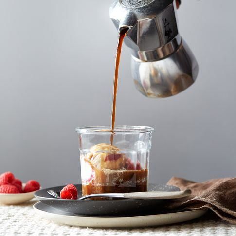 Step-by-Step Guide to the Best Affogato Coffee Recipe? – Hot Cup Factory